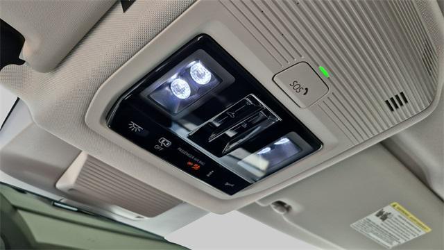 new 2025 Volkswagen Tiguan car, priced at $35,916