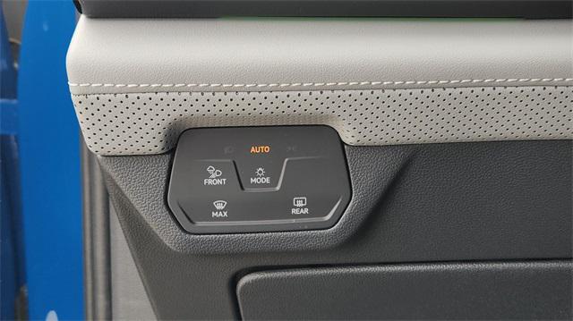 new 2025 Volkswagen Atlas Cross Sport car, priced at $47,999
