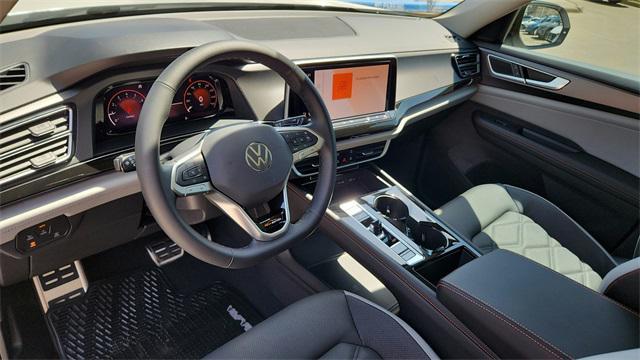 new 2025 Volkswagen Atlas car, priced at $45,999