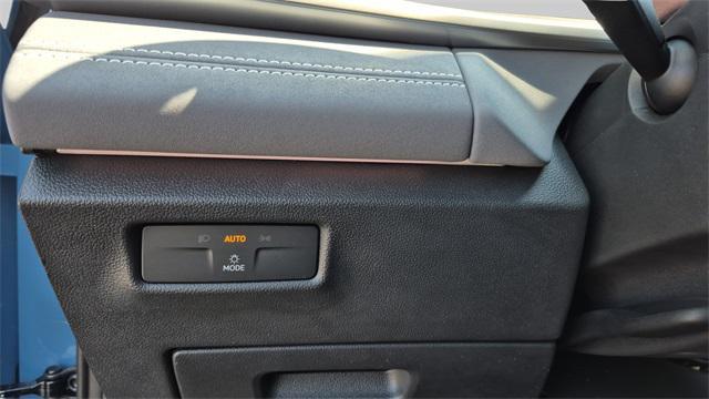 new 2025 Volkswagen Tiguan car, priced at $31,931