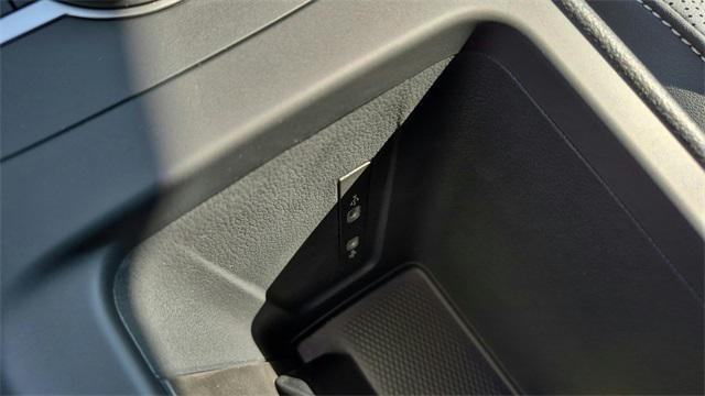 new 2025 Volkswagen Tiguan car, priced at $31,931