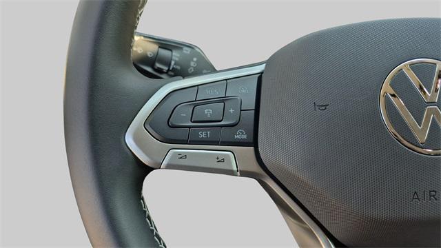 new 2025 Volkswagen Tiguan car, priced at $31,931