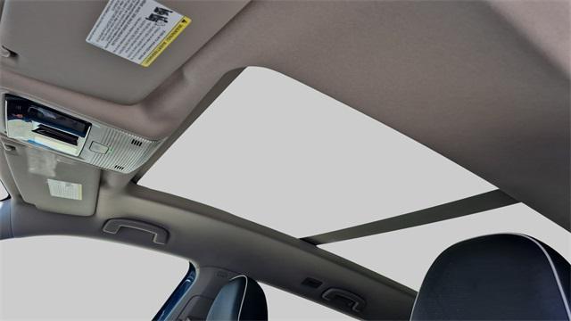 new 2025 Volkswagen Atlas car, priced at $52,356