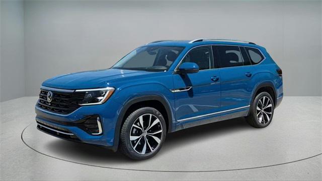new 2025 Volkswagen Atlas car, priced at $52,356