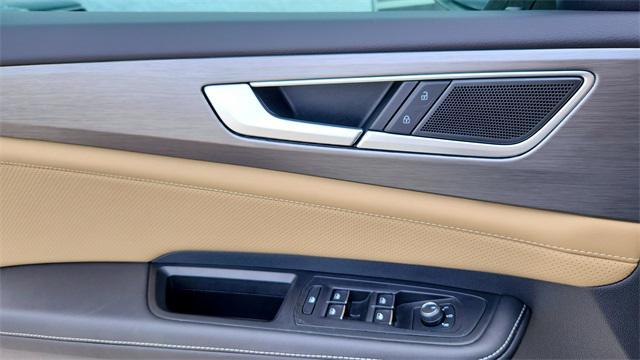 used 2025 Volkswagen Atlas Cross Sport car, priced at $37,999