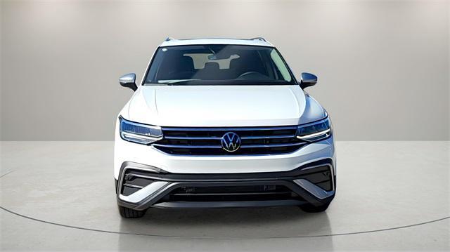 new 2024 Volkswagen Tiguan car, priced at $33,424