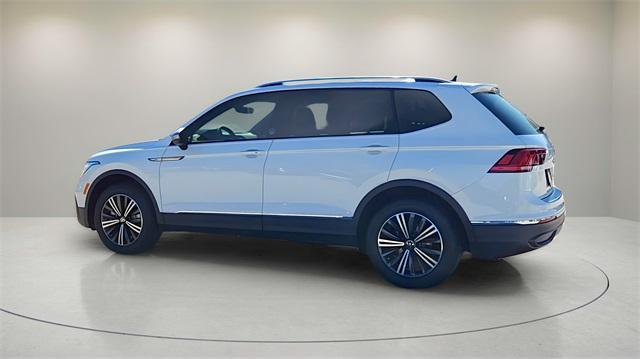 new 2024 Volkswagen Tiguan car, priced at $33,424