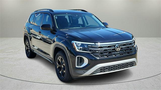 new 2025 Volkswagen Atlas car, priced at $44,999