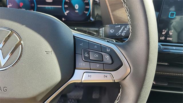 new 2025 Volkswagen Atlas car, priced at $40,199