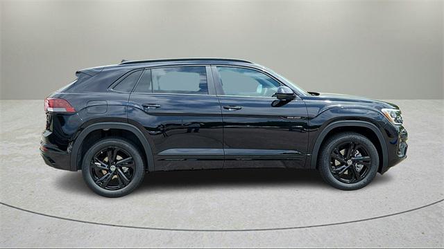 new 2025 Volkswagen Atlas Cross Sport car, priced at $47,999