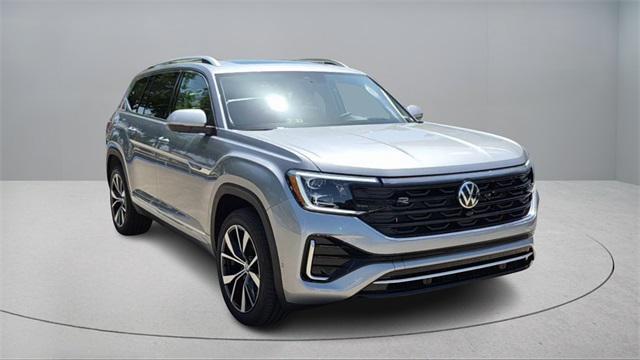 new 2025 Volkswagen Atlas car, priced at $52,356