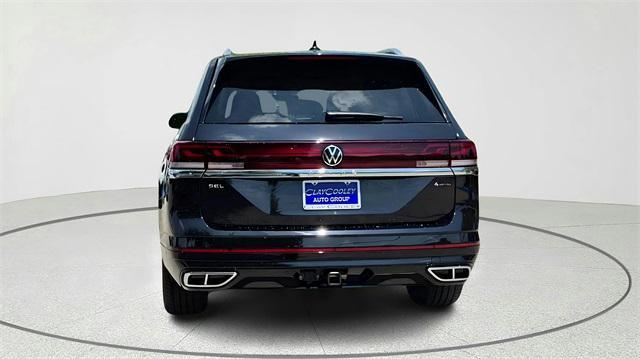 new 2025 Volkswagen Atlas car, priced at $52,356