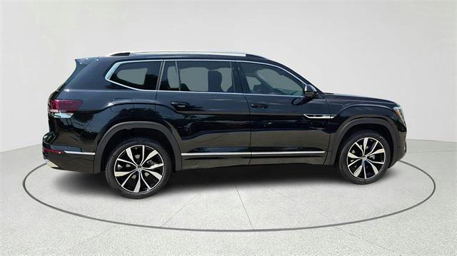 new 2025 Volkswagen Atlas car, priced at $52,356