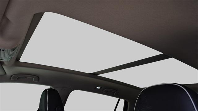 new 2025 Volkswagen Atlas car, priced at $52,356