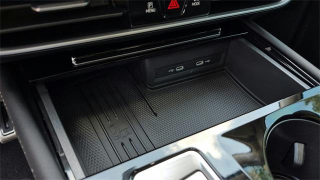 new 2025 Volkswagen Atlas car, priced at $52,356