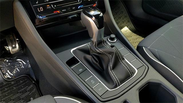 new 2025 Volkswagen Jetta car, priced at $23,499