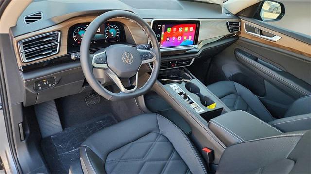 new 2025 Volkswagen Atlas car, priced at $34,818