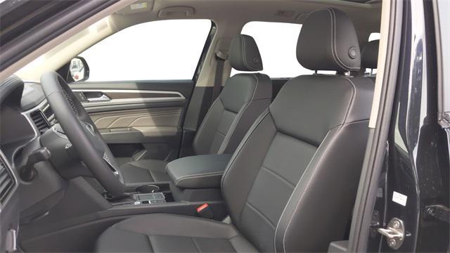 used 2023 Volkswagen Atlas car, priced at $24,999