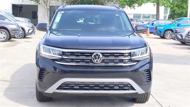 used 2023 Volkswagen Atlas car, priced at $24,999
