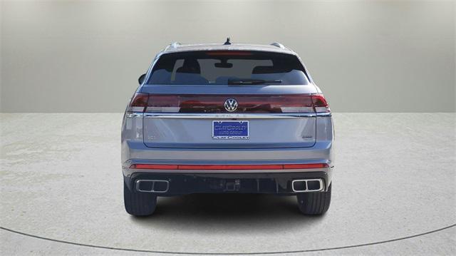 new 2024 Volkswagen Atlas Cross Sport car