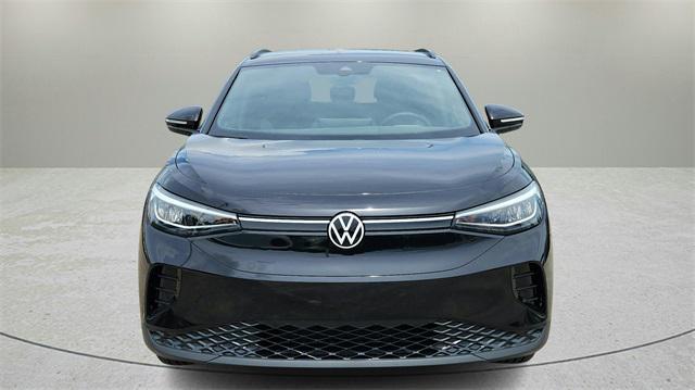 new 2025 Volkswagen ID.4 car, priced at $45,720