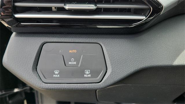 new 2025 Volkswagen ID.4 car, priced at $45,720