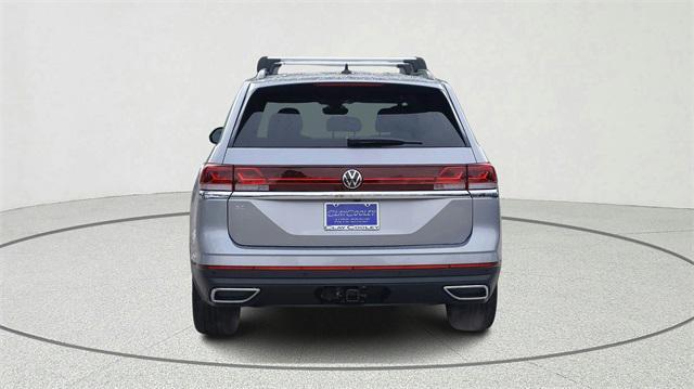 new 2024 Volkswagen Atlas car, priced at $37,899