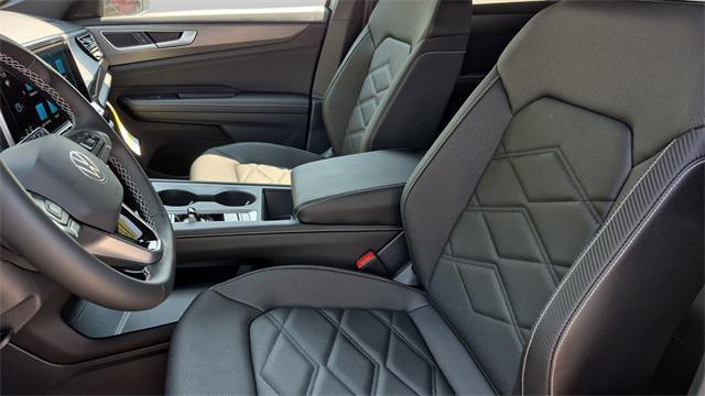 new 2026 Volkswagen Atlas Cross Sport car, priced at $40,401