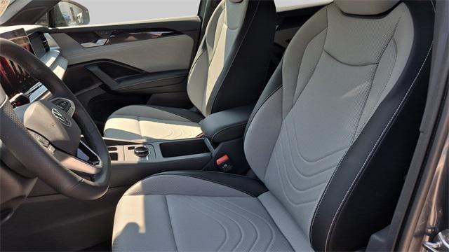 new 2025 Volkswagen Tiguan car, priced at $38,636