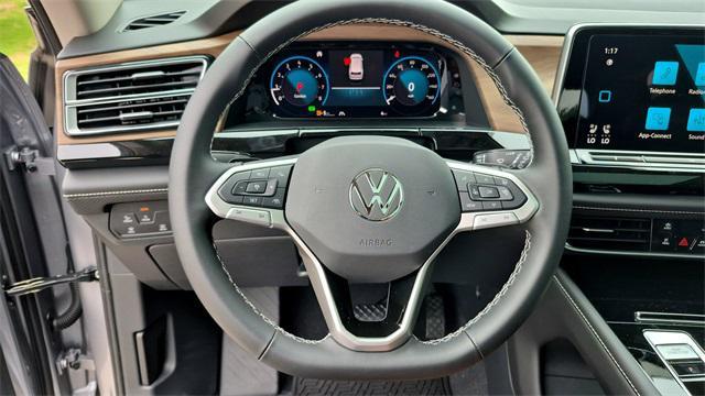 new 2025 Volkswagen Atlas car, priced at $40,199