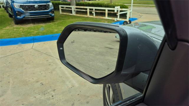 new 2025 Volkswagen Atlas car, priced at $40,199