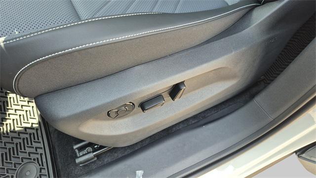 used 2025 Volkswagen Tiguan car, priced at $36,500