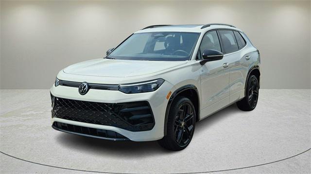 used 2025 Volkswagen Tiguan car, priced at $36,500