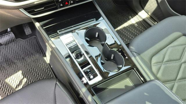 new 2025 Volkswagen Atlas car, priced at $39,199