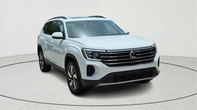 new 2025 Volkswagen Atlas car, priced at $39,694