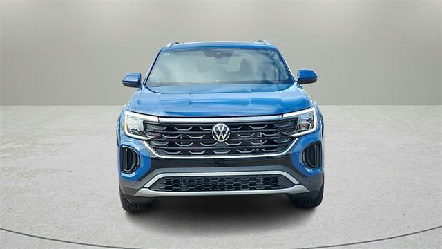 new 2025 Volkswagen Atlas Cross Sport car, priced at $43,764