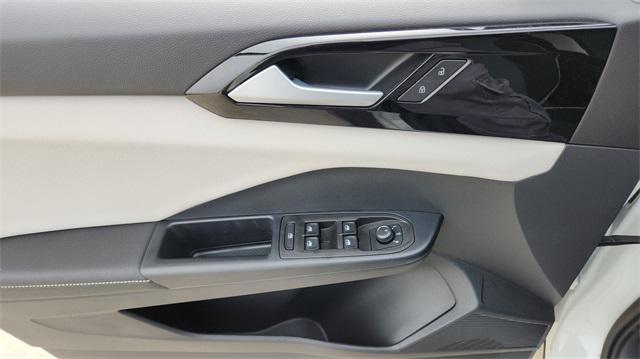new 2025 Volkswagen Taos car, priced at $27,094