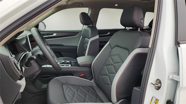 new 2025 Volkswagen Atlas car, priced at $48,999