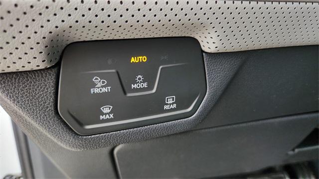 new 2025 Volkswagen Atlas car, priced at $48,999