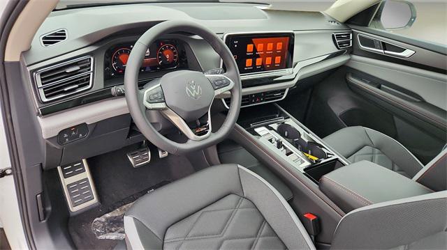 new 2025 Volkswagen Atlas car, priced at $48,999