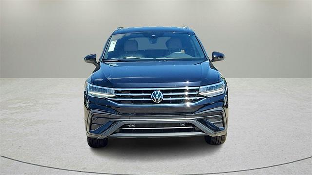 new 2024 Volkswagen Tiguan car, priced at $31,992