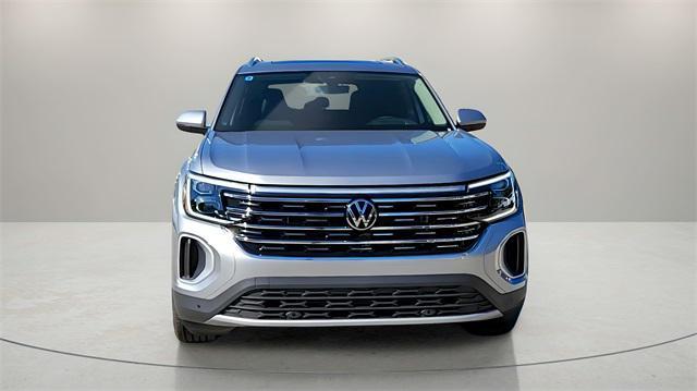 new 2025 Volkswagen Atlas car, priced at $47,072