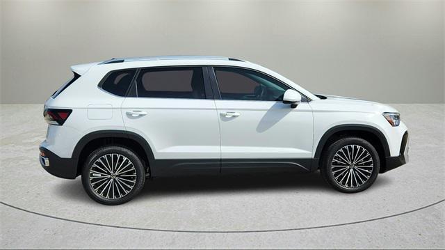 new 2025 Volkswagen Taos car, priced at $29,499
