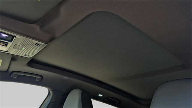 new 2025 Volkswagen Tiguan car, priced at $39,376