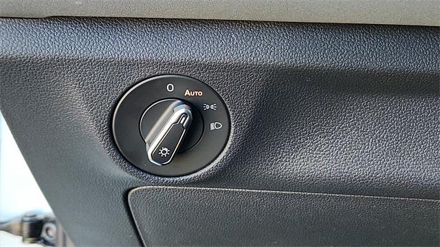 new 2025 Volkswagen Jetta car, priced at $26,262