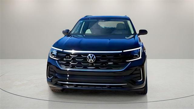 new 2025 Volkswagen Atlas car, priced at $52,509