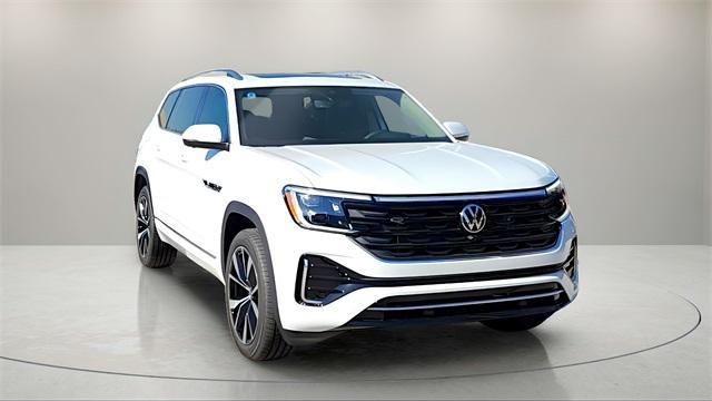 new 2025 Volkswagen Atlas car, priced at $54,348