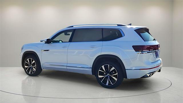 new 2025 Volkswagen Atlas car, priced at $52,348