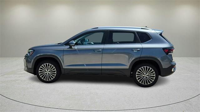 new 2025 Volkswagen Taos car, priced at $32,016