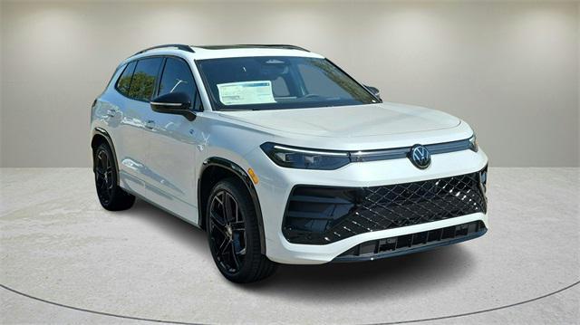 new 2025 Volkswagen Tiguan car, priced at $37,295